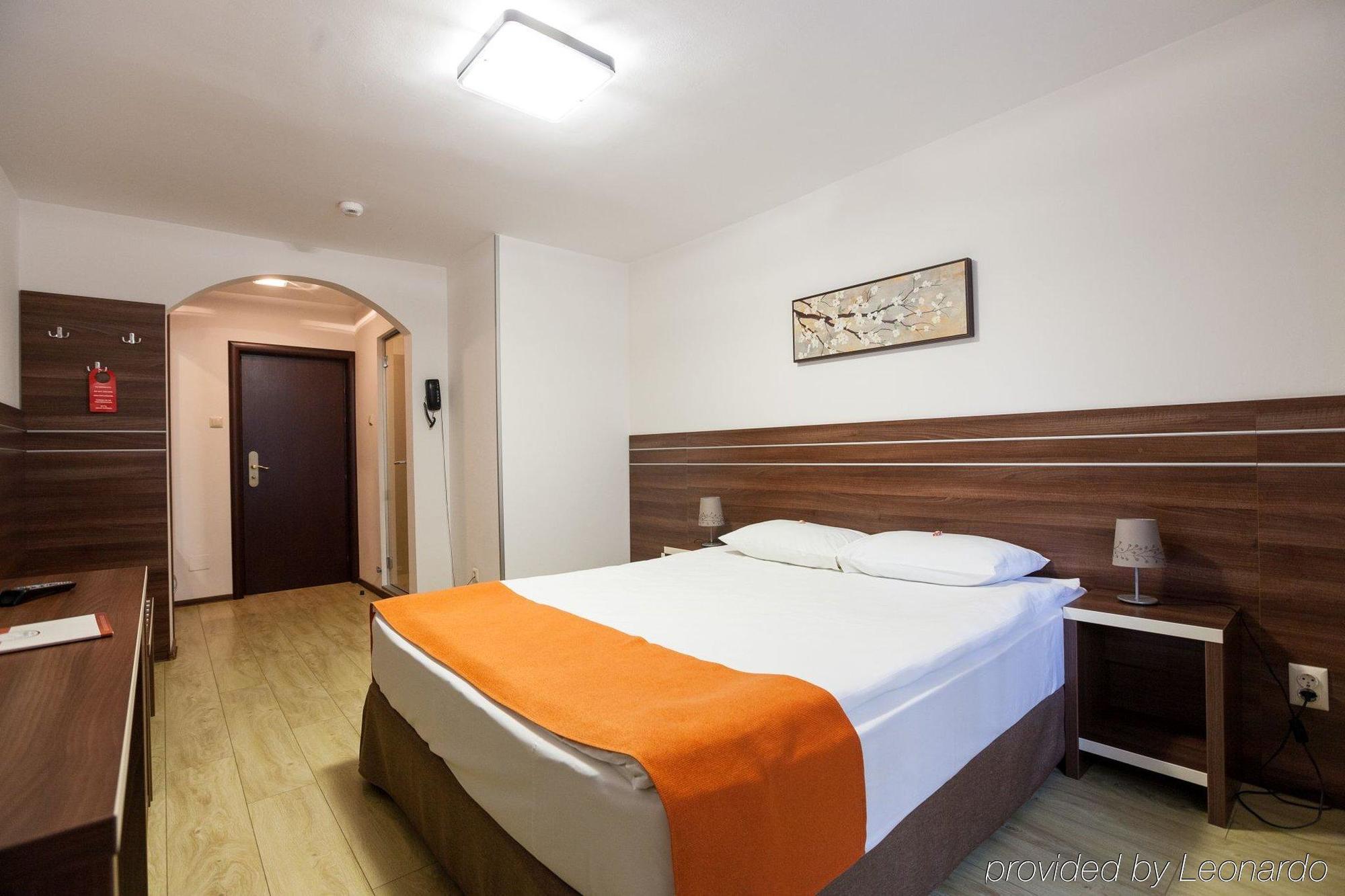 Hotel Nelisse Bucharest Exterior photo